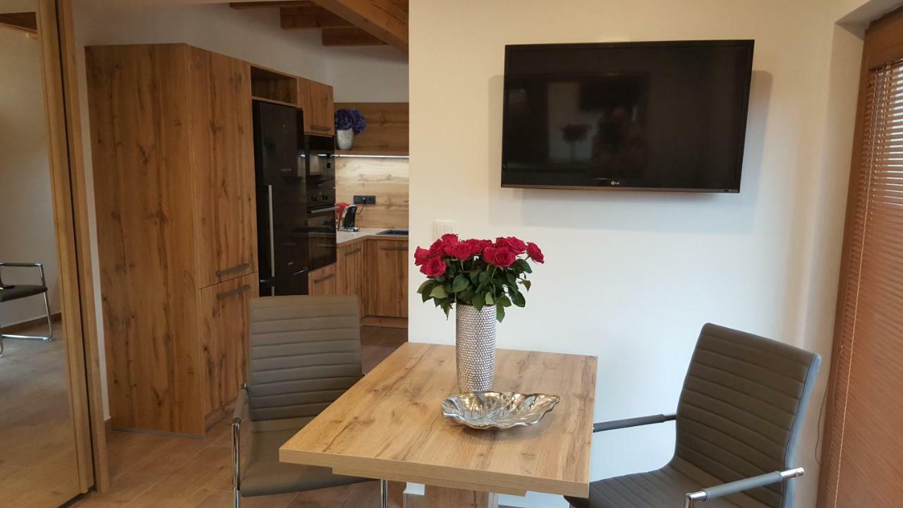 Village Romantic Apartments Near Cesky Krumlov (Adults Only) Strizov Exteriör bild